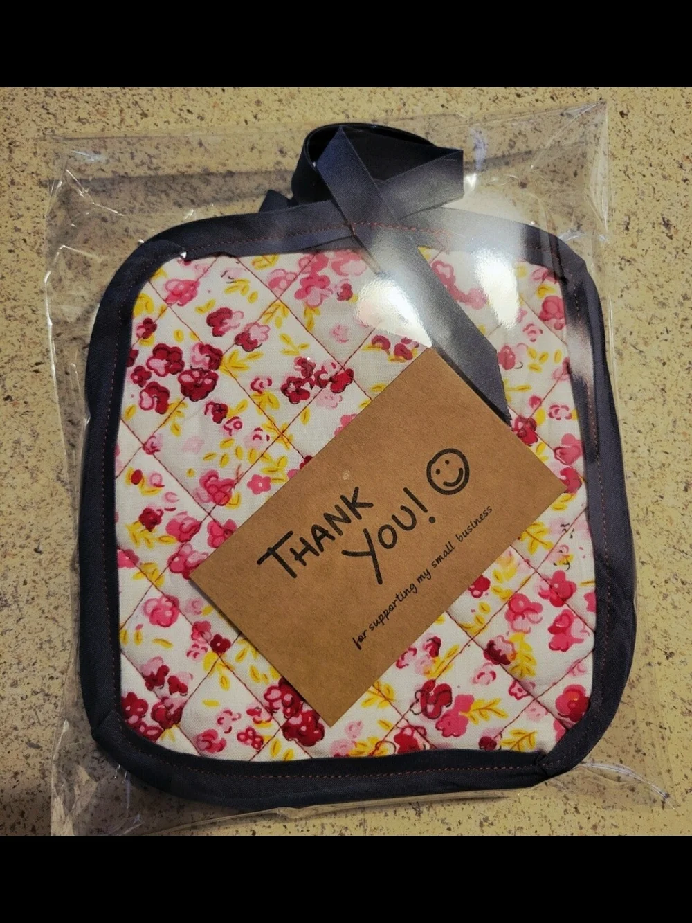 Floral Quilted Pot Holder - Pink Floral